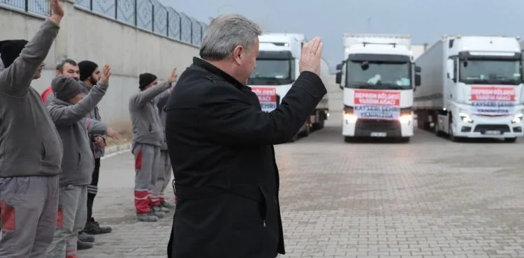KAYSERİ DEPREM KOORDİNASYON MERKEZİ’NİN YARDIM ELİ MALATYA’YA UZANDI