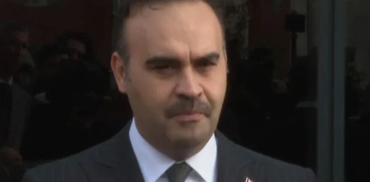 BAKAN KACIR: SANAYİ ÜRETİMİ VE İŞSİZLİK RAKAMLARINI DEĞERLENDİRDİ