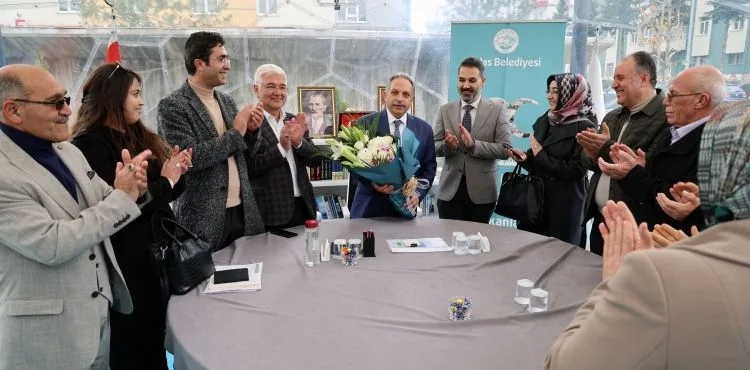 100. YILDA ‘ŞEFFAF ODA'DA 100. BULUŞMA’