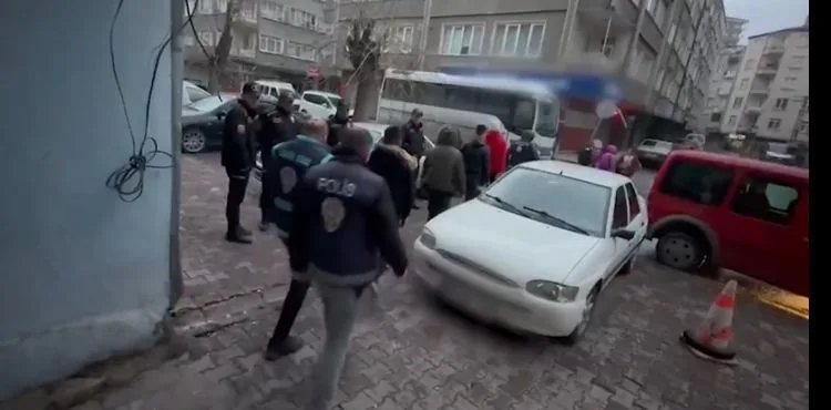 Kayseri’de 27 kaçak göçmen yakalandı