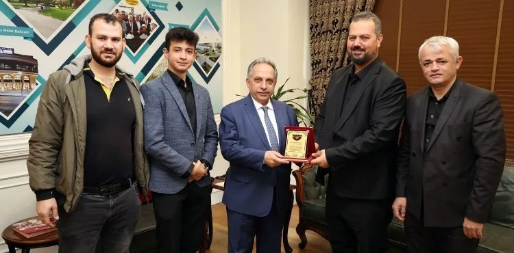 İŞİTME ENGELLİLERDEN BAŞKAN YALÇIN'A TEŞEKKÜR
