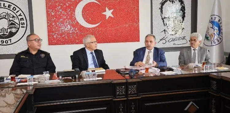TALAS’TA MERKEZ MUHTARLARLA 5 YILIN DEĞERLENDİRMESİ