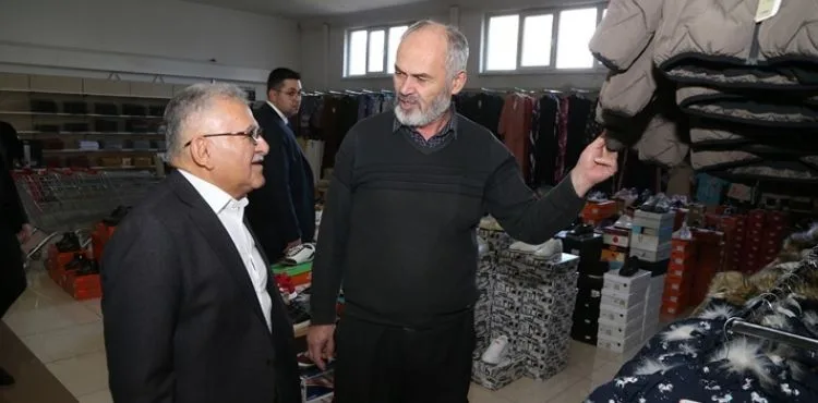 BAŞKAN BÜYÜKKILIÇ, ERCİYES FENERİ DERNEĞİ'NİN MARKETİNİ ZİYARET ETTİ