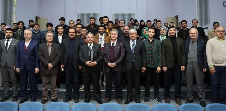 BAŞKAN YALÇIN İLAHİYAT ÖĞRENCİLERİ İLE BULUŞTU