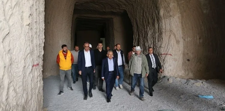 BÜYÜKŞEHİR’DEN TÜRKİYE’NİN EN BÜYÜK KAYADAN OYMA MÜZESİ