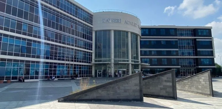 Kente kombi içinde getirilen uyuşturucuyu teslim alan şahıs: Pişmanım