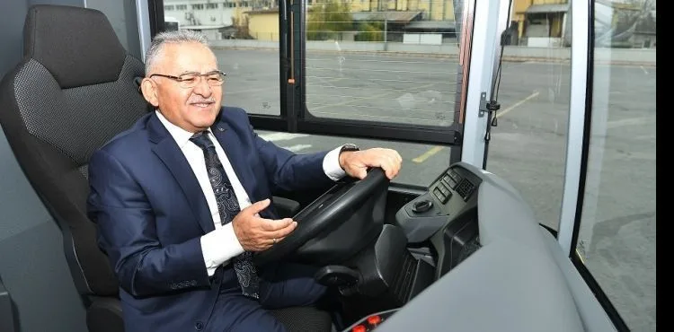 BAŞKAN BÜYÜKKILIÇ: “YENİ ELEKTRİKLİ OTOBÜSLERİMİZ GÖRÜCÜYE ÇIKIYOR”