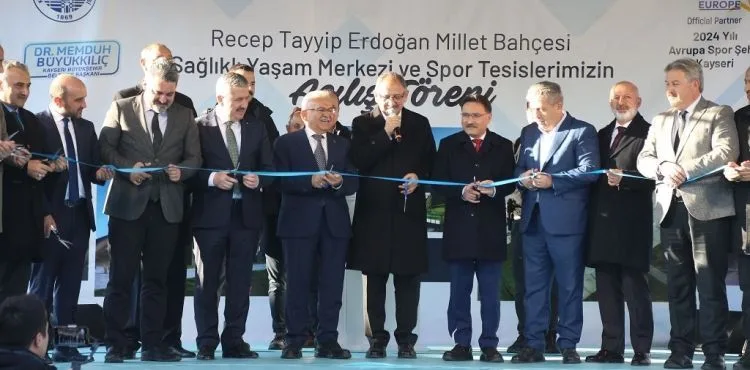 BÜYÜKŞEHİR’İN SAĞLIKLI YAŞAM MERKEZİ VE SPOR TESİSLERİ’NE MUHTEŞEM AÇILIŞ