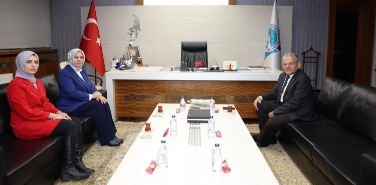 BAŞKAN BÜYÜKKILIÇ’A GÖREVE YENİ ATANAN AK PARTİ KADIN KOLLARI İL BAŞKANI MERAL KOŞAR’DAN ZİYARET