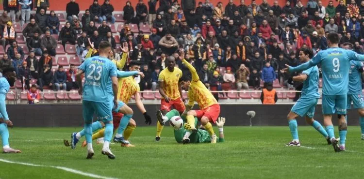 Kayserispor-Sivasspor maçı: 1-3