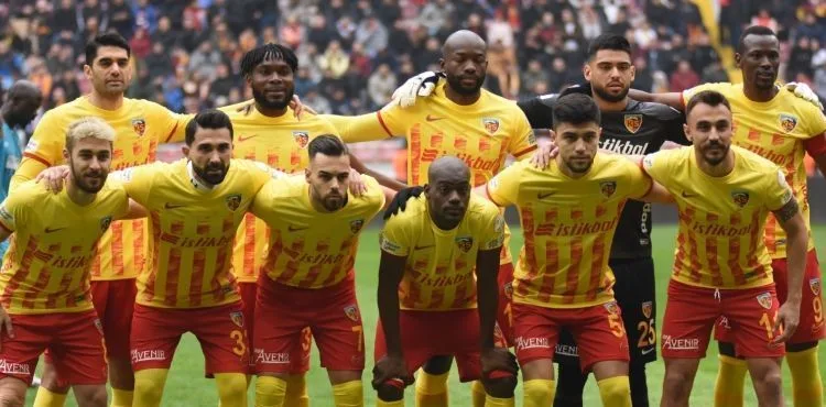 Kayserispor son 3 maçta kalesinde 9 gol gördü