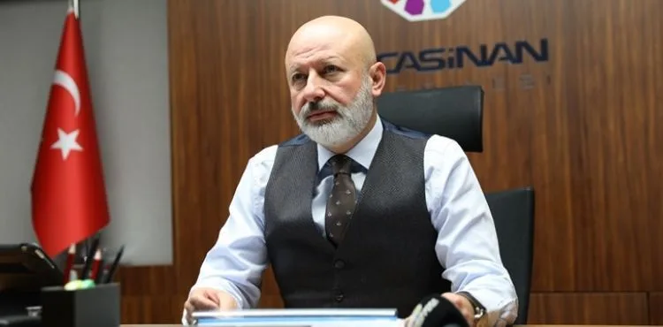 BAŞKAN ÇOLAKBAYRAKDAR, “FARKLI HİZMETLERLE DİĞER BELEDİYELERE ÖRNEK OLUYORUZ”