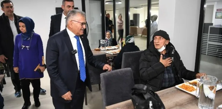 DOKTOR BAŞKANIN ÖRNEK PROJESİ, HEM DUA HEM DE TEBRİK ALIYOR