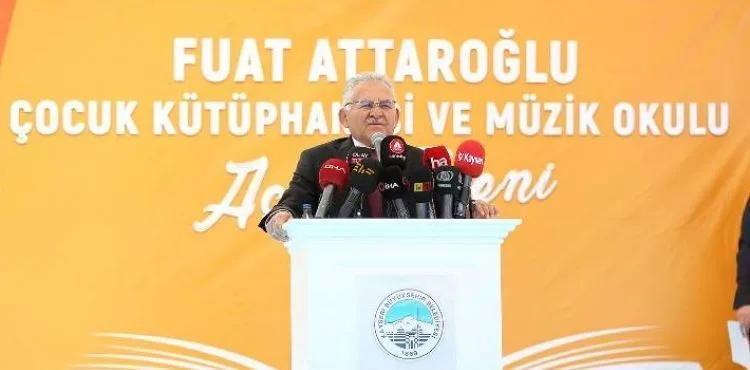 ÇOCUKLARDAN BAŞKAN BÜYÜKKILIÇ’A “KÜTÜPHANE” TEŞEKKÜRÜ