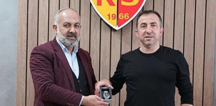 Kayserispor yönetimi teknik direktör Recep Uçar’a veda etti