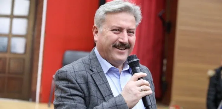 MELİKGAZİ'DEN MİNİK ÖĞRENCİLERE ÖZEL TİYATRO OYUNU