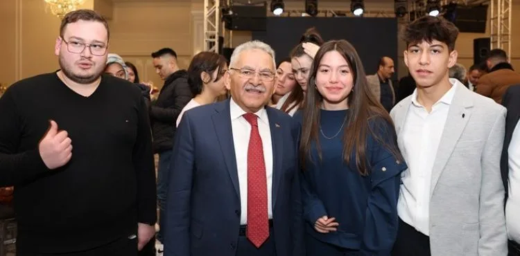 BAŞKAN BÜYÜKKILIÇ, HUNAT PASAJI VE TÜM ALTGEÇİT ESNAFLARI İLE BULUŞTU