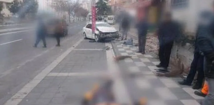 Araç, temizlik personeline çarptı
