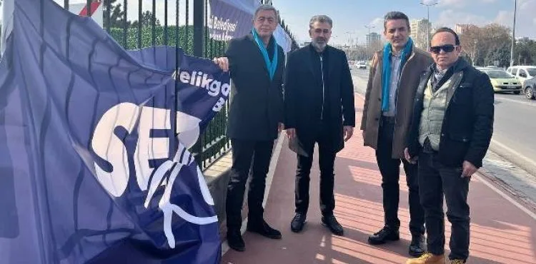 İYİ Parti Melikgazi Belediye Başkan Adayı Kılınç’ın afişine saldırı