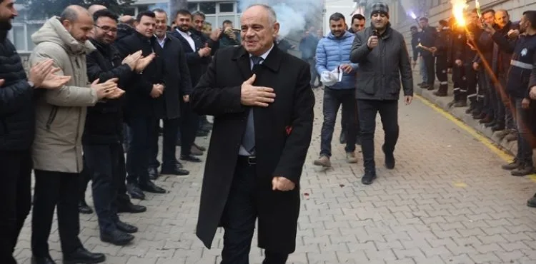 BAŞKAN ÖZTÜRK “ŞİMDİ MİMARLIK DÖNEMİ”