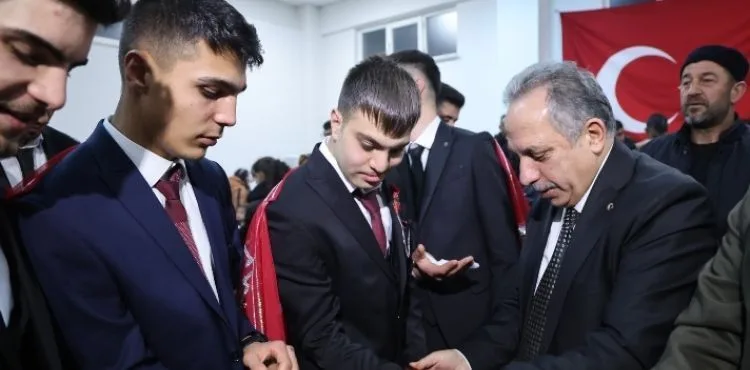 BAŞKAN YALÇIN KINALI KUZULARLA