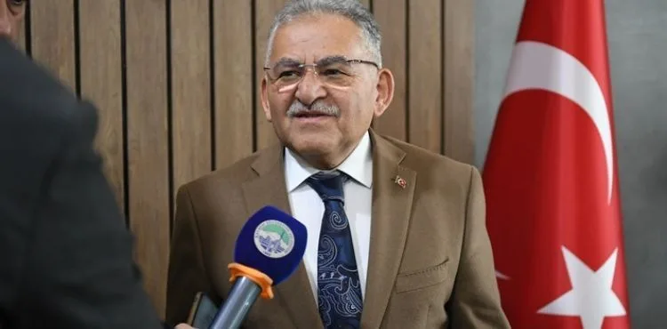 BAŞKAN BÜYÜKKILIÇ’TAN KAYSERİSPOR’A “TRANSFER TAHTASI” MÜJDESİ