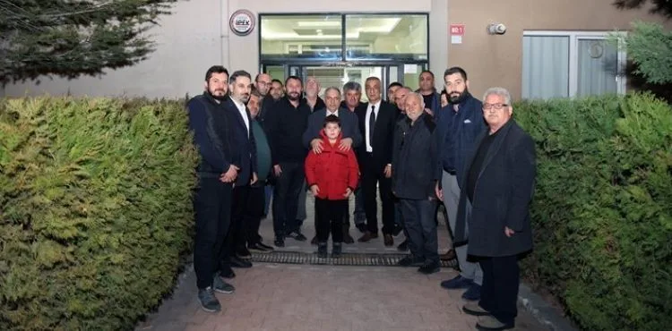 BAŞKAN YALÇIN AKŞAM OTURMASINDA