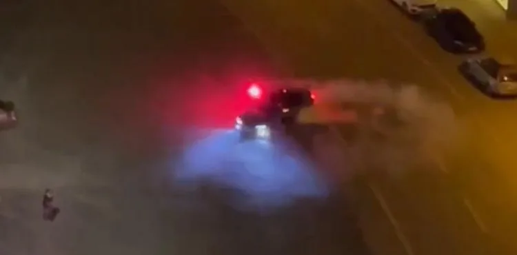 Yolu trafiğe kapatıp drift atan sürücüler tespit edilerek para cezası uygulandı