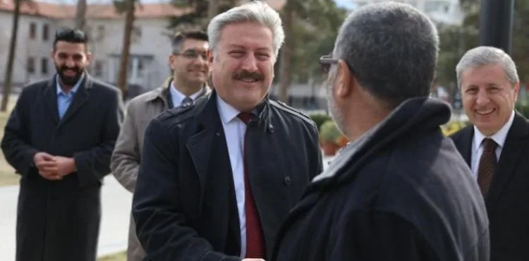 BAŞKAN PALANCIOĞLU: “ŞEHİR MERKEZİNE NEFES OLACAK PARKIMIZDA PEYZAJ ÇALIŞMALARI BAŞLADI”