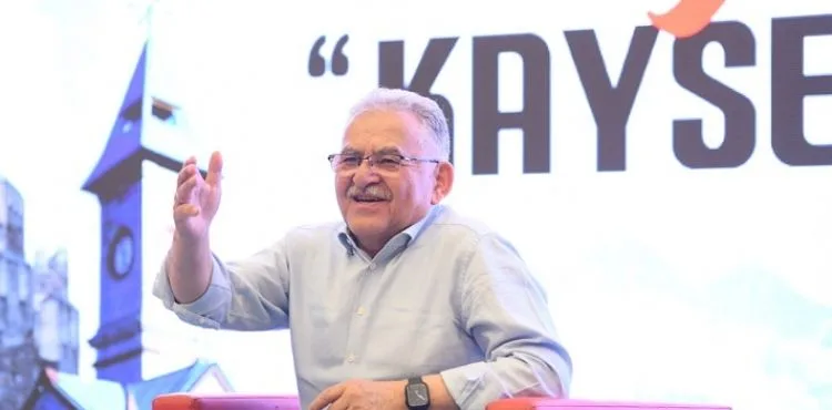 GENÇLER SORDU, BAŞKAN BÜYÜKKILIÇ, ‘GENÇLİK AŞKIYLA’ CEVAPLADI