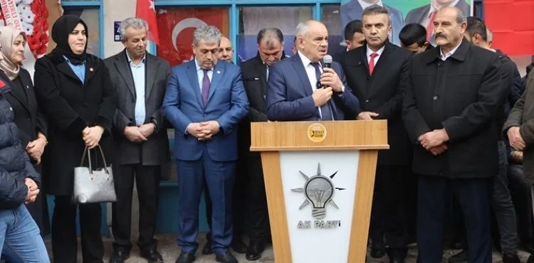 YAHYALI’DA MİTİNG HAVASINDA SEÇİM BÜROSU AÇILDI