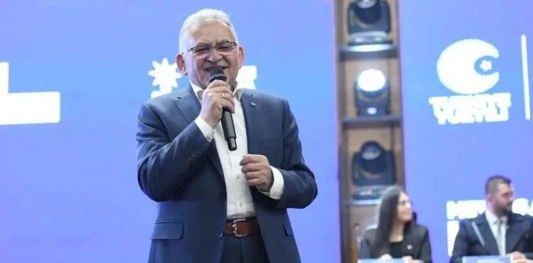 BAŞKAN BÜYÜKKILIÇ, HAFTA SONU 20 PROGRAMA KATILARAK, YOĞUN BİR MESAİ HARCADI