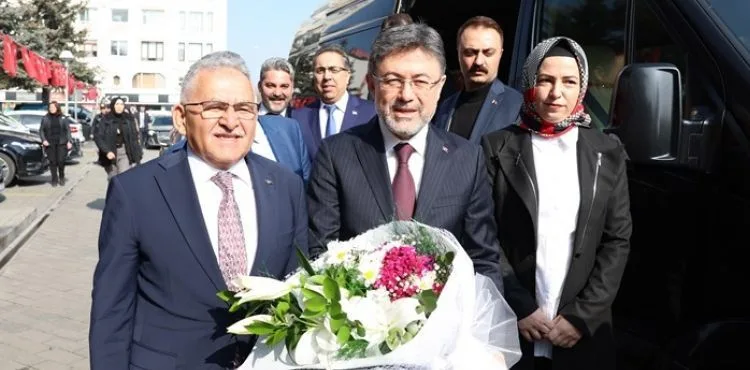 TARIM VE ORMAN BAKANI YUMAKLI’DAN BAŞKAN BÜYÜKKILIÇ’A ZİYARET