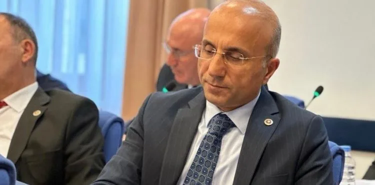 Emekli ikramiyesinin en az 17 bin TL olmalı