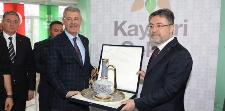 TARIM VE ORMAN BAKANI İBRAHİM YUMAKLI’DAN, KAYSERİ ŞEKER'E ZİYARET