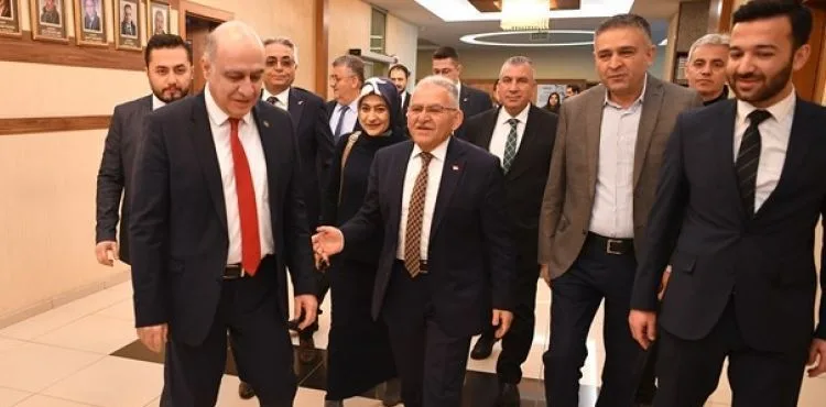 BAŞKAN BÜYÜKKILIÇ’TAN BARO BAŞKANI KÖSE’YE ZİYARET