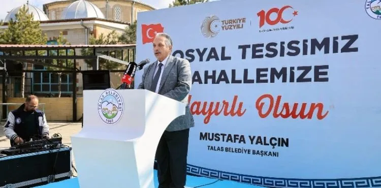“HİZMET SINIRI OLMAYAN BAŞKANIMIZLA GURUR DUYUYORUZ”