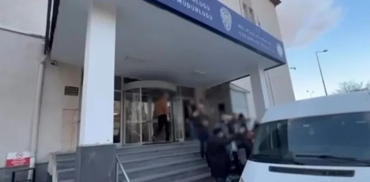 15 aranan şahıs cezaevine gönderildi