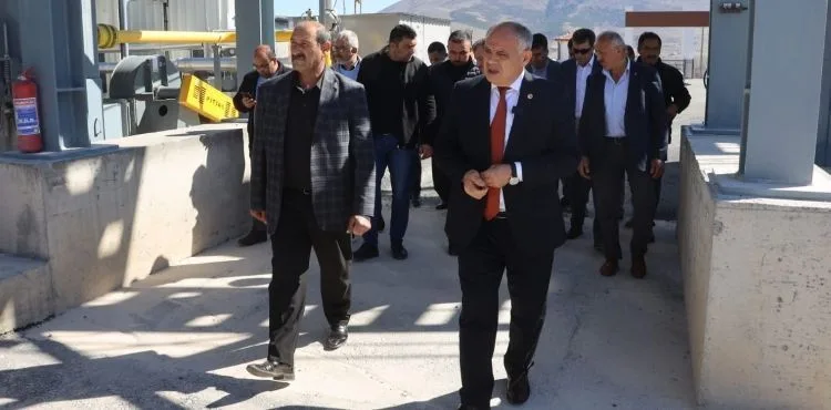 YAHYALI’DA TÜM YOLLAR SICAK ASFALT İLE KAPLANACAK