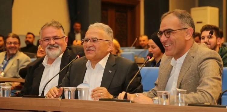 BAŞKAN BÜYÜKKILIÇ, PREFABRİK YAPILARIN DEĞERLENDİRMESİ SEMİNERİ’NE KATILDI
