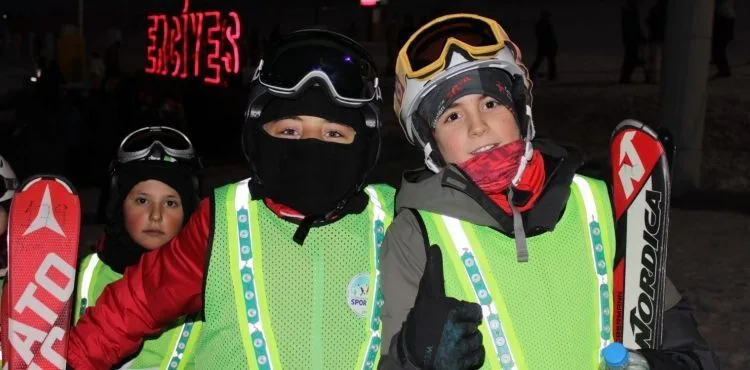 Spor A.Ş'den gece kayağı etkinliği