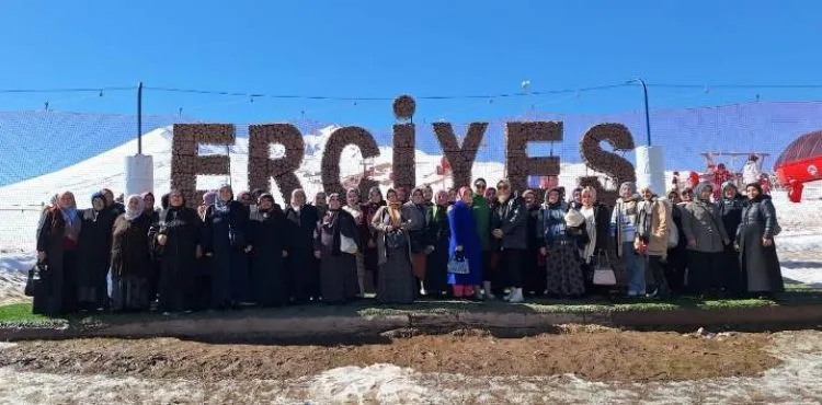 BÜYÜKŞEHİR KAYMEK’TEN ERCİYES DAĞI’NA HİÇ GİTMEYEN 55 KADINA JEST