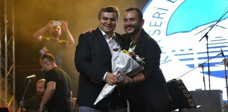 BÜYÜKŞEHİR, 5 YILDA 2009 ETKİNLİKTE 6 MİLYON KİŞİYE ULAŞTI