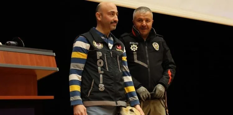 Narko Gençlik ile bin katılımcıya eğitim verildi