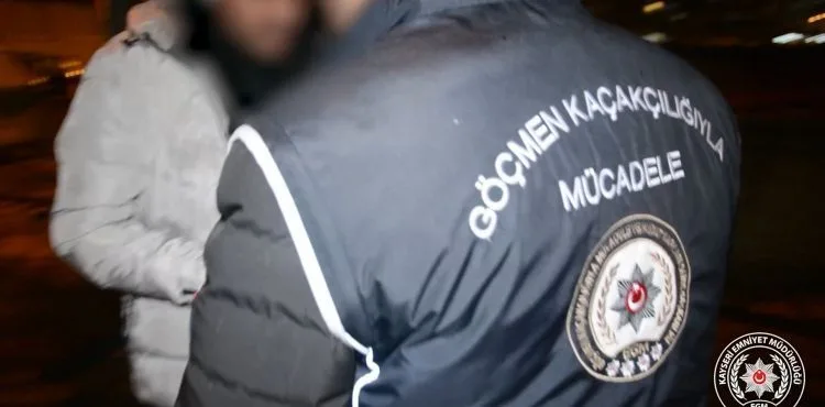 Polis ekipleri bir günde 28 kimliksiz yabancı uyruklu şahsı yakaladı