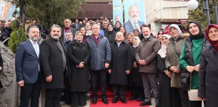 İl Başkanı Fatih Üzüm, Kocasinan Danışma Meclisinde Konuştu: “17- 0’ı Cumhuriyet Meydanı’na yazdırırız”
