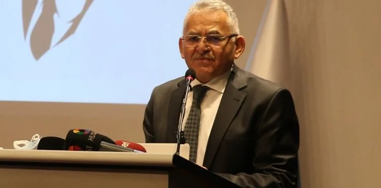 BÜYÜKKILIÇ: “İSTİKLAL MARŞI, TÜRK MİLLETİNİN BAĞIMSIZLIK VE ÖZGÜRLÜK MÜCADELESİNİN SİMGESİDİR”