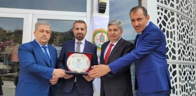 Engelleri birlikte aşıyoruz.