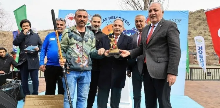ZİNCİDERE GÖLETİNDE BİR İLK OLTA BALIKÇILIĞI YARIŞMASI