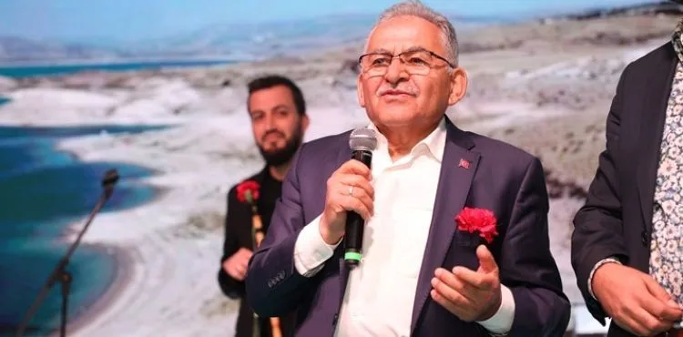 BAŞKAN BÜYÜKKILIÇ, KAYSERİLERDEN YOĞUN İLGİ GÖREN RAMAZAN ETKİNLİKLERİ’NE KATILDI